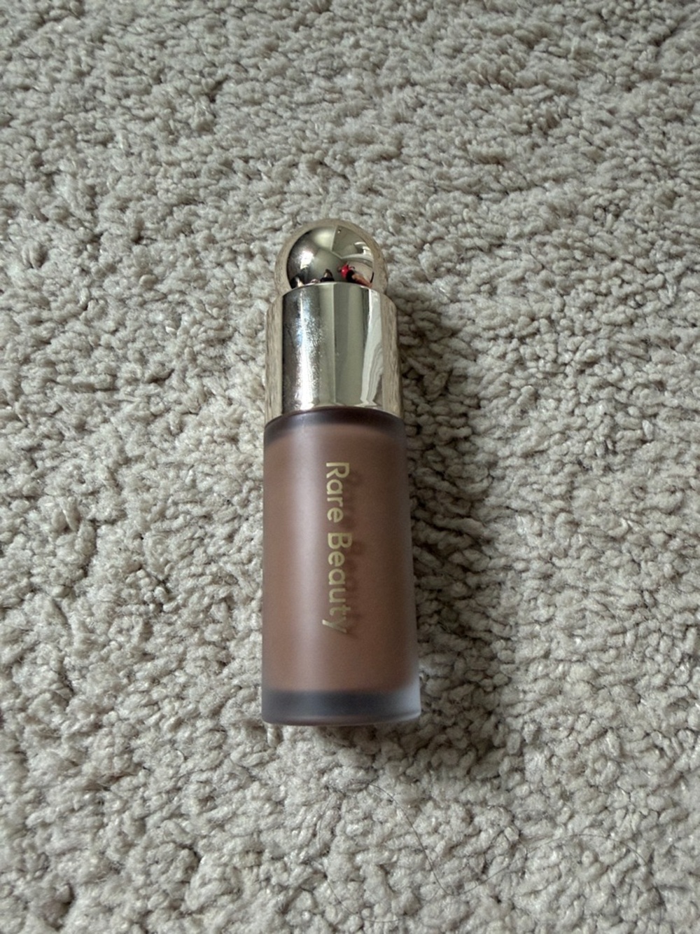 Rare Beauty Liquid Contour—  solace